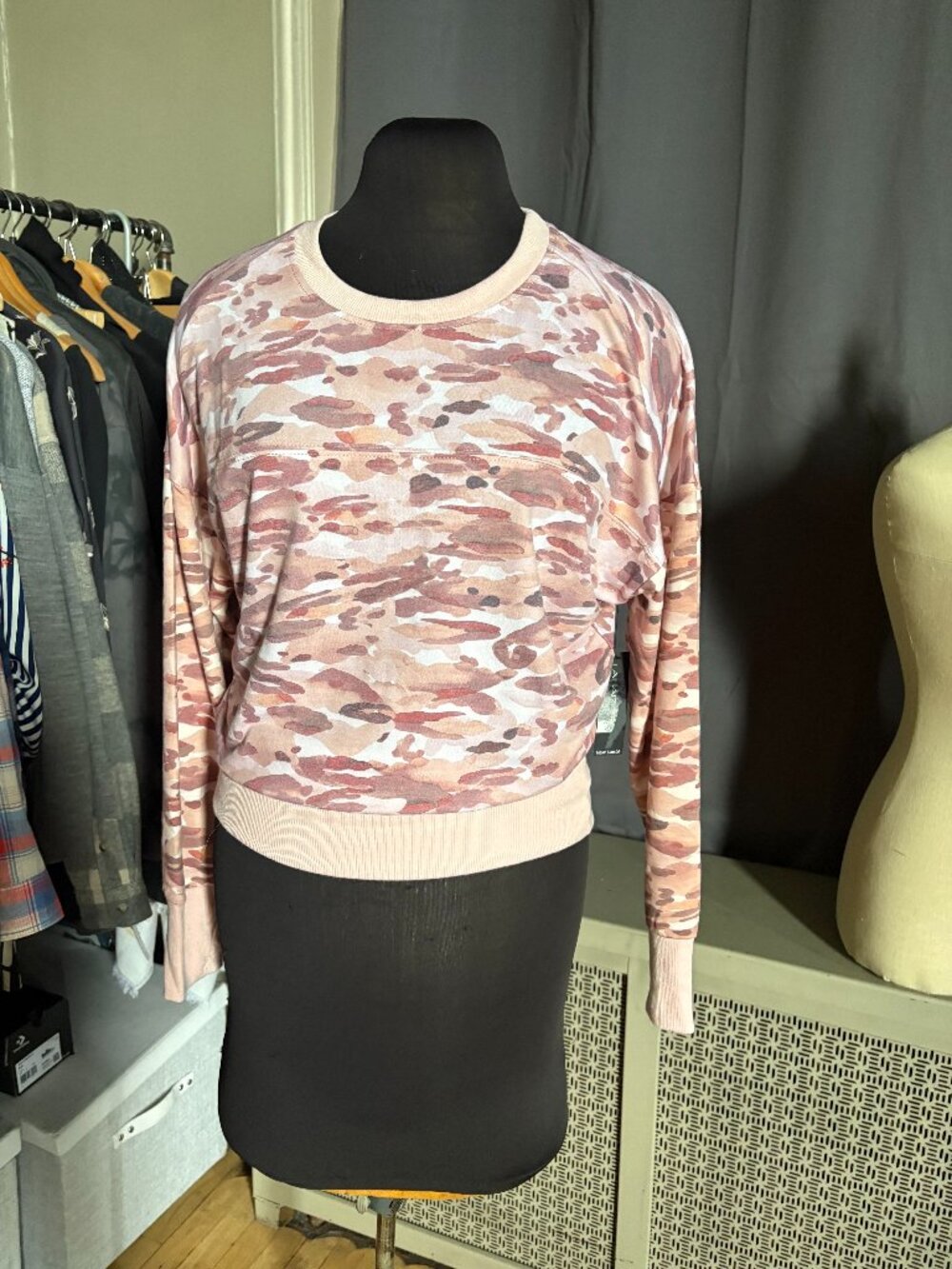 NWT Tahari Sport Pink Camo Top Size Small